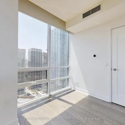 825,&nbsp;Church, Rosedale-Moore Park, Toronto
