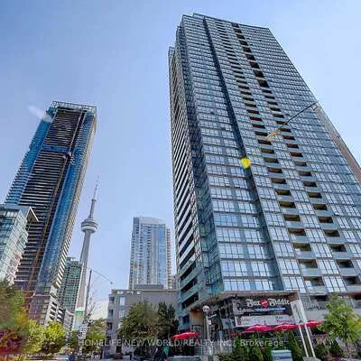 15,&nbsp;Fort York, Waterfront Communities C1, Toronto