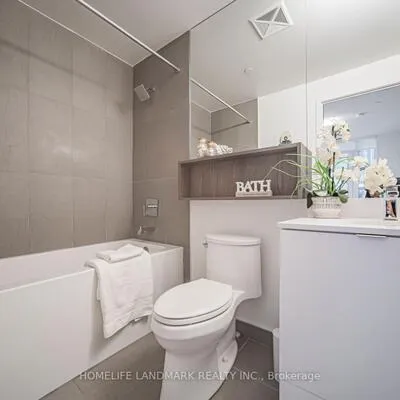 121,&nbsp;Lower Sherbourne, Waterfront Communities C8, Toronto