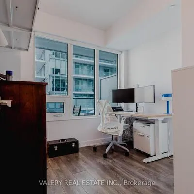 195,&nbsp;Redpath, Mount Pleasant West, Toronto