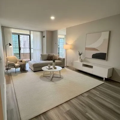 23,&nbsp;Hollywood, Willowdale East, Toronto