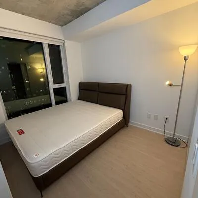65,&nbsp;Mutual, Church-Yonge Corridor, Toronto