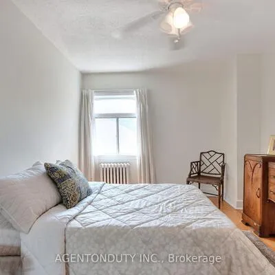 1646,&nbsp;Bathurst, Humewood-Cedarvale, Toronto
