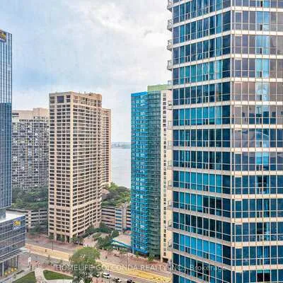10,&nbsp;York, Waterfront Communities C1, Toronto