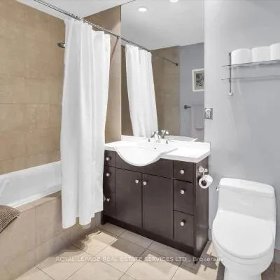 3,&nbsp;Mcalpine, Annex, Toronto
