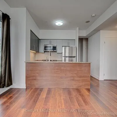 83,&nbsp;Redpath, Mount Pleasant West, Toronto