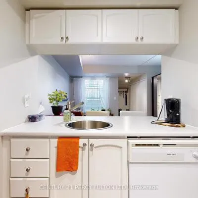 3,&nbsp;Everson, Willowdale East, Toronto