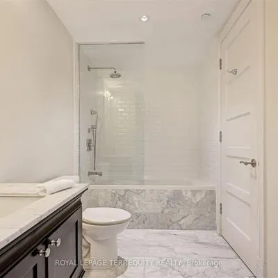 22,&nbsp;Leader, Church-Yonge Corridor, Toronto