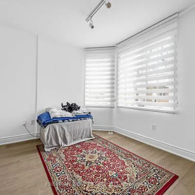 108,&nbsp;Finch, Newtonbrook West, Toronto