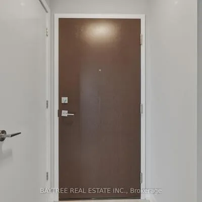 2221,&nbsp;Yonge, Mount Pleasant West, Toronto