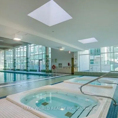 33,&nbsp;Bay, Waterfront Communities C1, Toronto