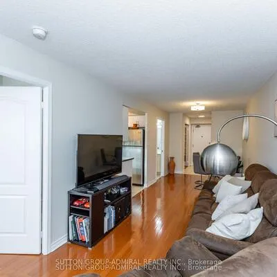 1,&nbsp;Rean, Bayview Village, Toronto