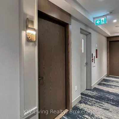 30,&nbsp;Inn on the Park, Banbury-Don Mills, Toronto