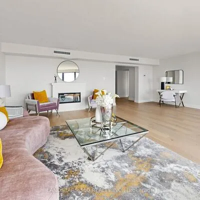 55,&nbsp;Harbour, Waterfront Communities C1, Toronto