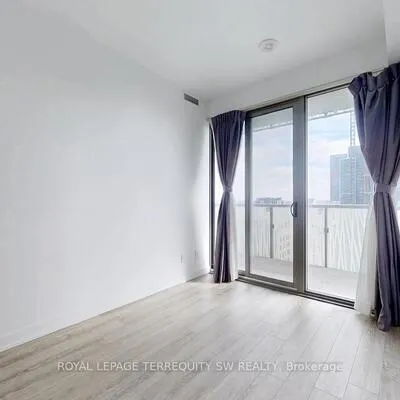 50,&nbsp;Charles, Church-Yonge Corridor, Toronto