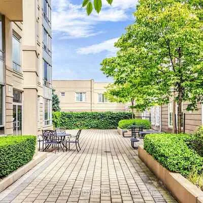 8,&nbsp;Rean, Bayview Village, Toronto