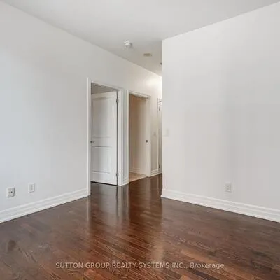 15,&nbsp;Rean, Bayview Village, Toronto