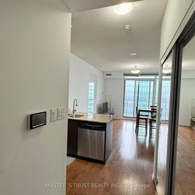 65,&nbsp;Bremner, Waterfront Communities C1, Toronto