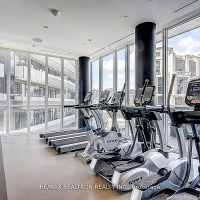 32,&nbsp;DAVENPORT, Annex, Toronto