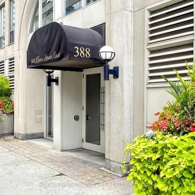 388,&nbsp;Bloor, Rosedale-Moore Park, Toronto