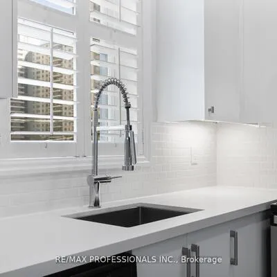 253,&nbsp;Wellesley, Cabbagetown-South St. James Town, Toronto