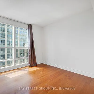 763,&nbsp;Bay, Bay Street Corridor, Toronto