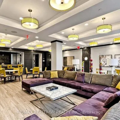 18,&nbsp;Graydon Hall, Parkwoods-Donalda, Toronto