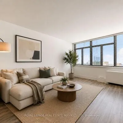 250,&nbsp;Queens, Waterfront Communities C1, Toronto