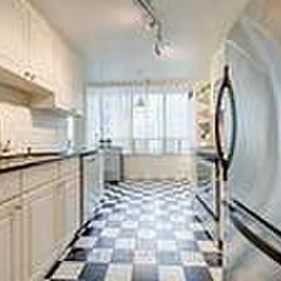 7,&nbsp;Bishop, Newtonbrook East, Toronto