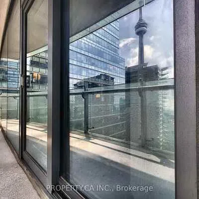 14,&nbsp;York, Waterfront Communities C1, Toronto