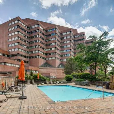 100,&nbsp;Upper Madison, Lansing-Westgate, Toronto