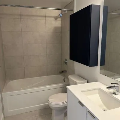 8,&nbsp;Tippett, Clanton Park, Toronto
