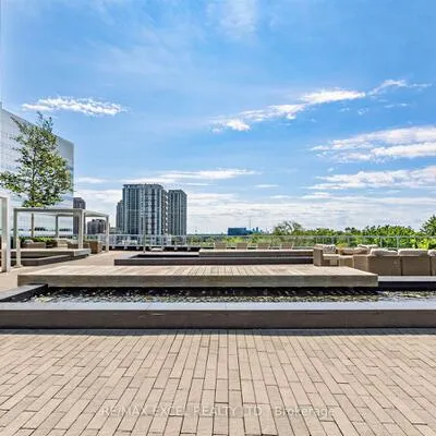 11,&nbsp;Bogert, Lansing-Westgate, Toronto