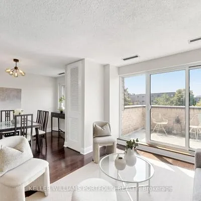 4005,&nbsp;Don Mills, Hillcrest Village, Toronto