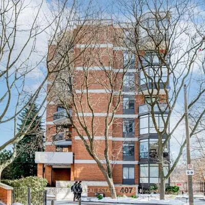 407,&nbsp;Walmer, Casa Loma, Toronto