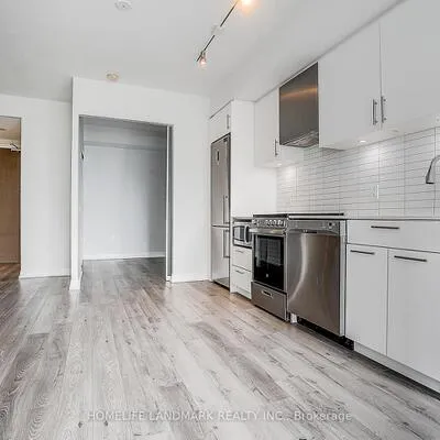 251,&nbsp;Jarvis, Moss Park, Toronto