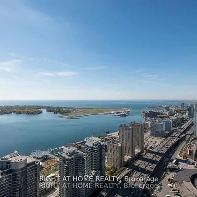 14,&nbsp;York, Waterfront Communities C1, Toronto
