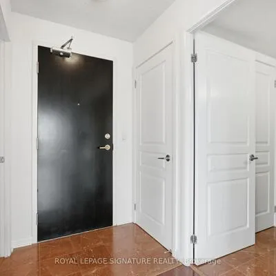 18,&nbsp;Yonge, Waterfront Communities C1, Toronto