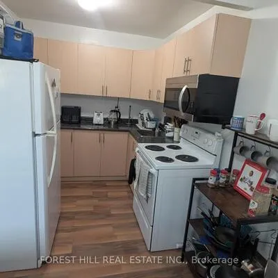 55,&nbsp;Neptune, Englemount-Lawrence, Toronto