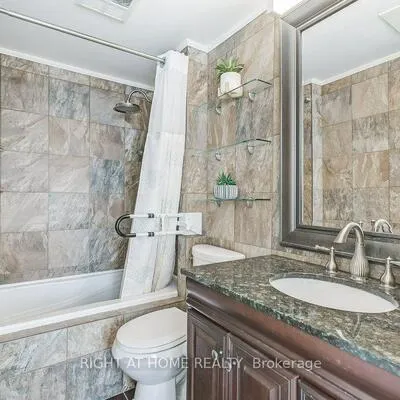 25,&nbsp;Grenville, Bay Street Corridor, Toronto