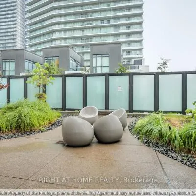 95,&nbsp;McMahon, Bayview Village, Toronto