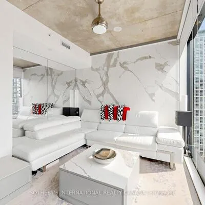 11,&nbsp;Charlotte, Waterfront Communities C1, Toronto