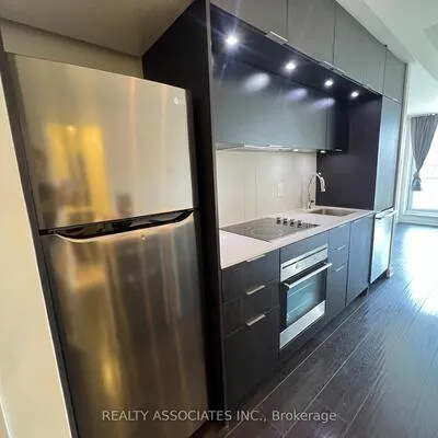 170,&nbsp;Sumach, Regent Park, Toronto