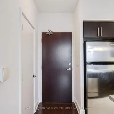 676,&nbsp;Sheppard, Bayview Village, Toronto