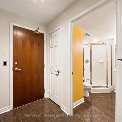 18,&nbsp;Kenaston, Bayview Village, Toronto