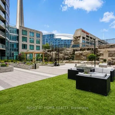 361,&nbsp;Front, Waterfront Communities C1, Toronto