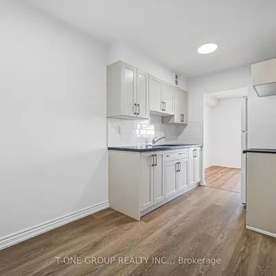 350,&nbsp;Seneca Hill, Don Valley Village, Toronto
