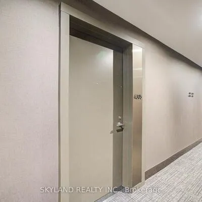 8,&nbsp;Cumberland, Annex, Toronto