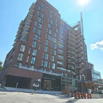 185,&nbsp;Alberta, Oakwood Village, Toronto