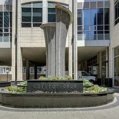 761,&nbsp;Bay, Bay Street Corridor, Toronto